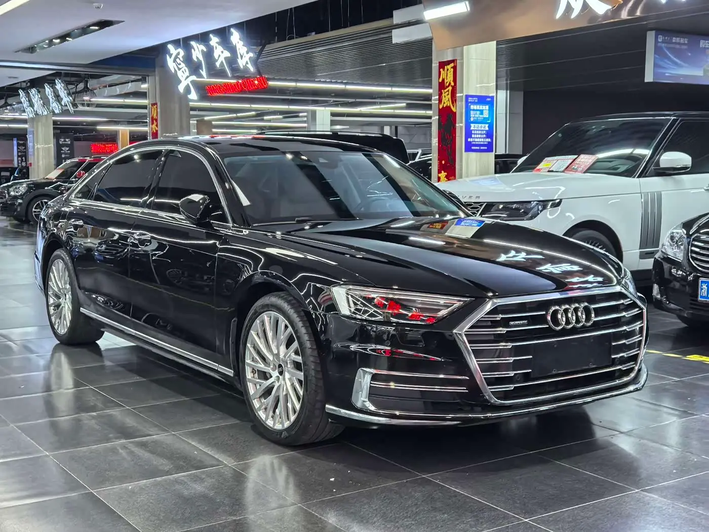 Audi A8 2022 — Photo 3/14