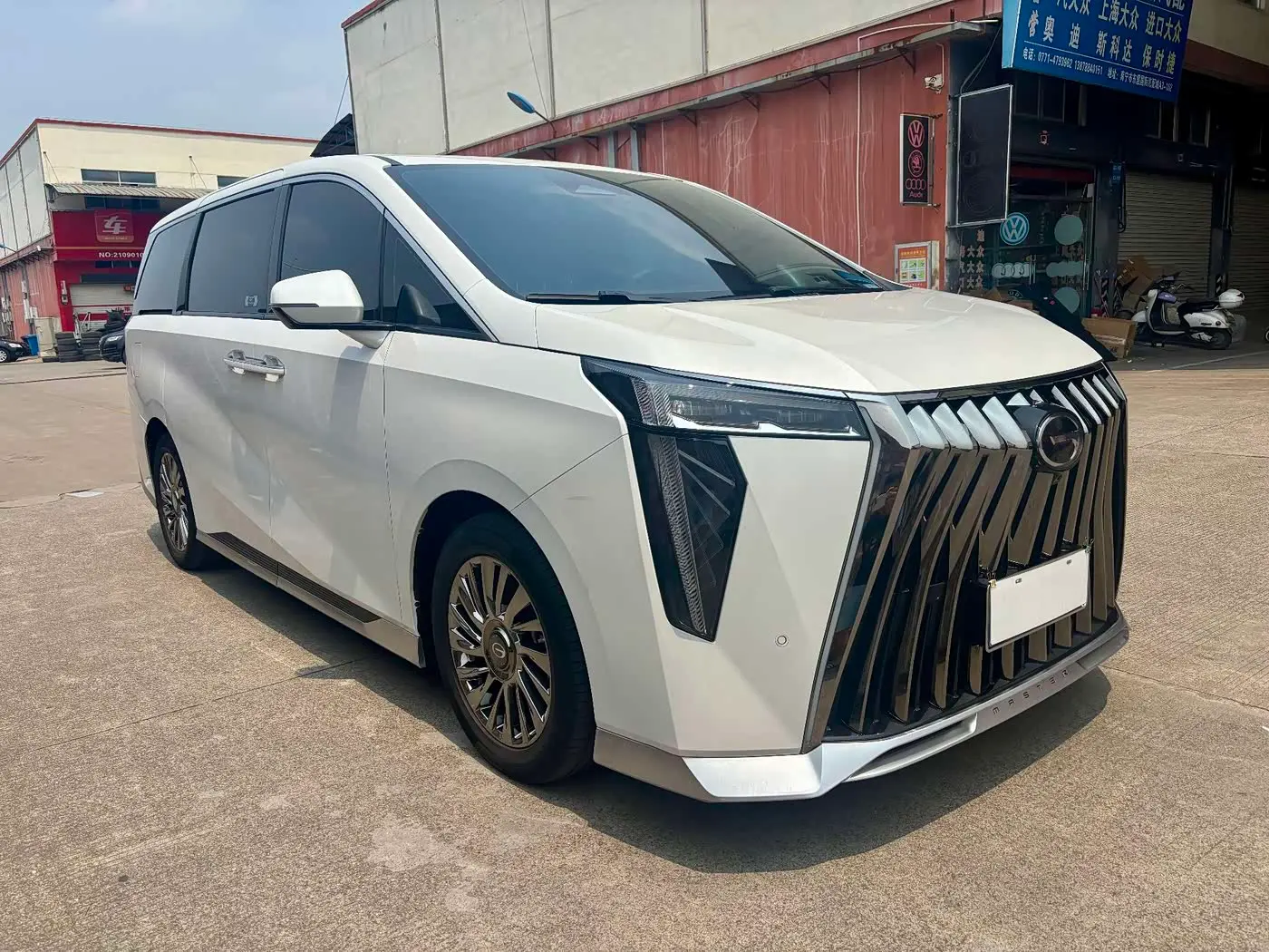 GAC Trumpchi Trumpchi M8 2024 — Şəkil 3/16