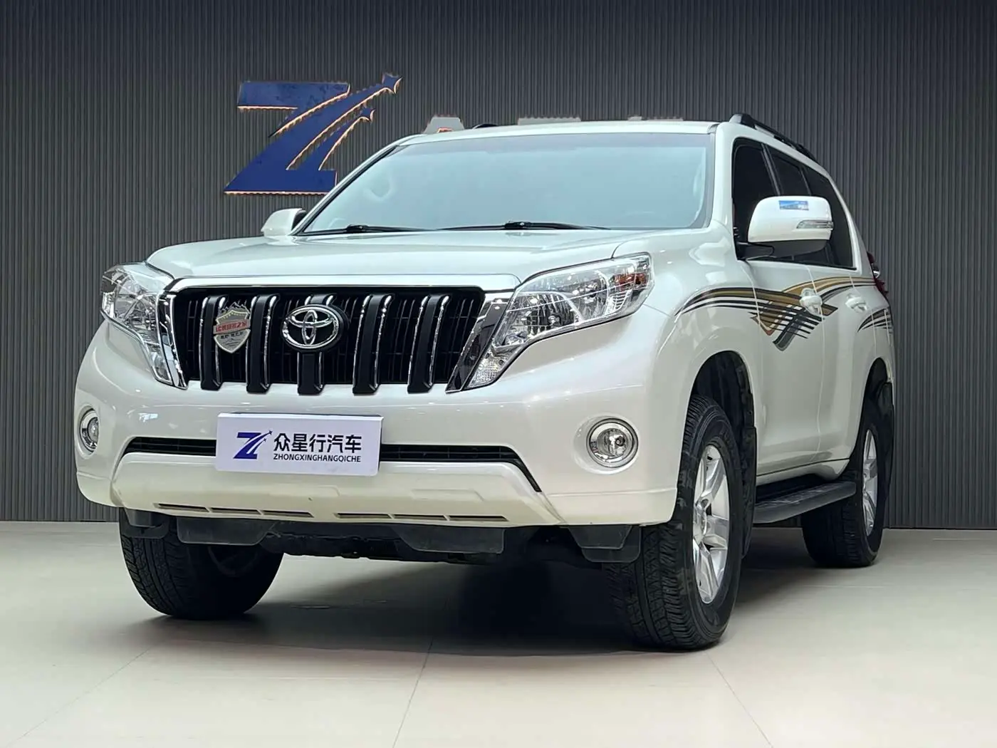 Toyota Prado 2017 — Фото 1/20