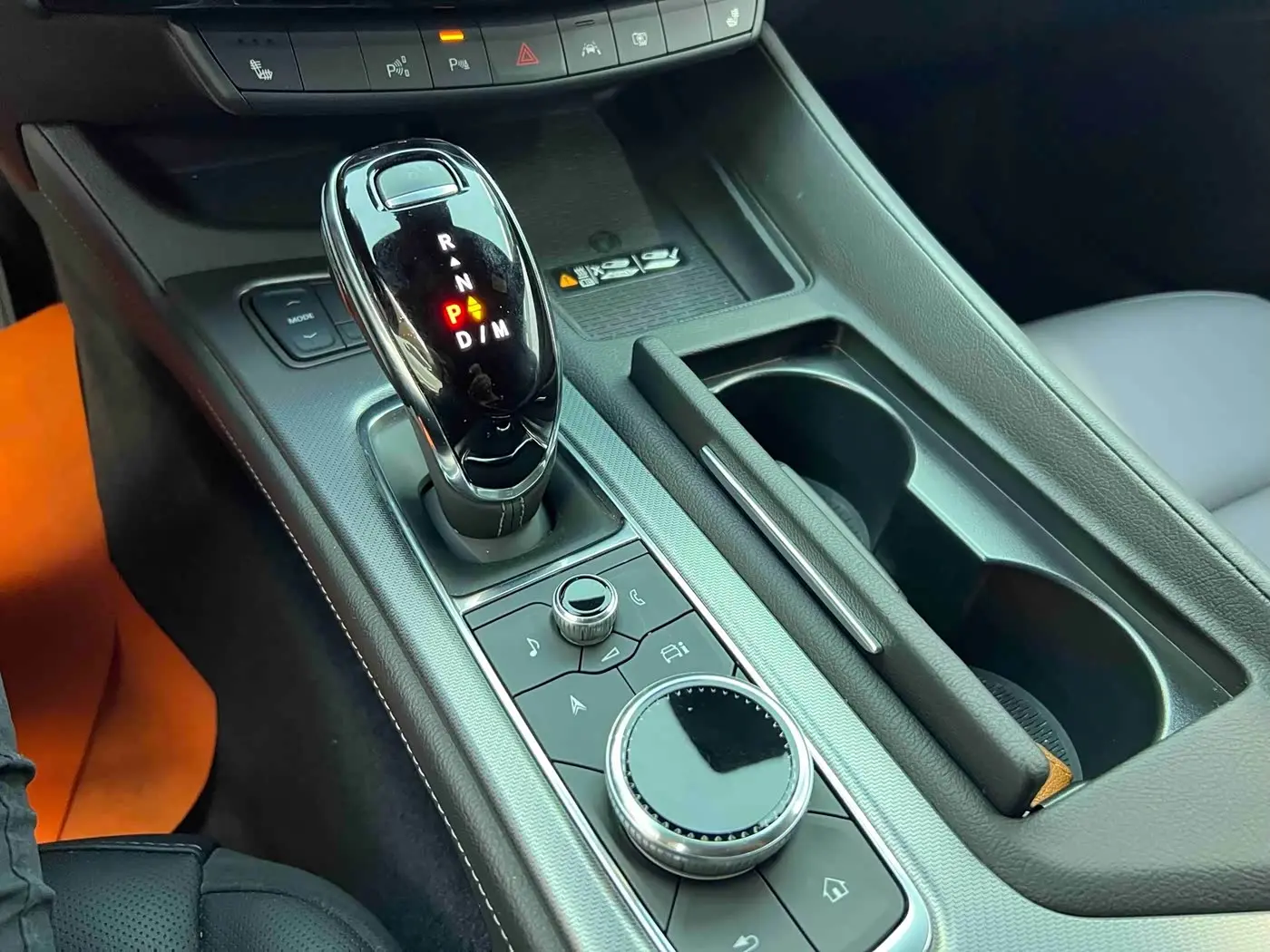 Cadillac CT5 2025 — Photo 16/20