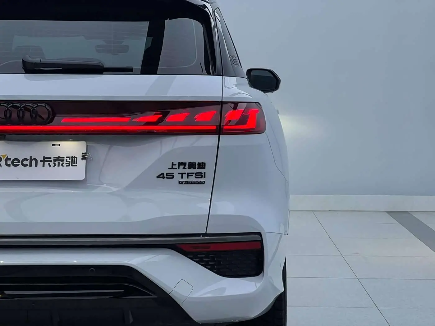 Audi Q6 2024 — Photo 6/9