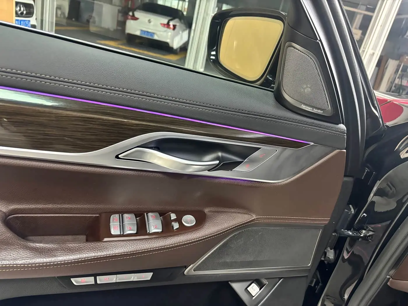 BMW 7 Series 2016 — Photo 10/16