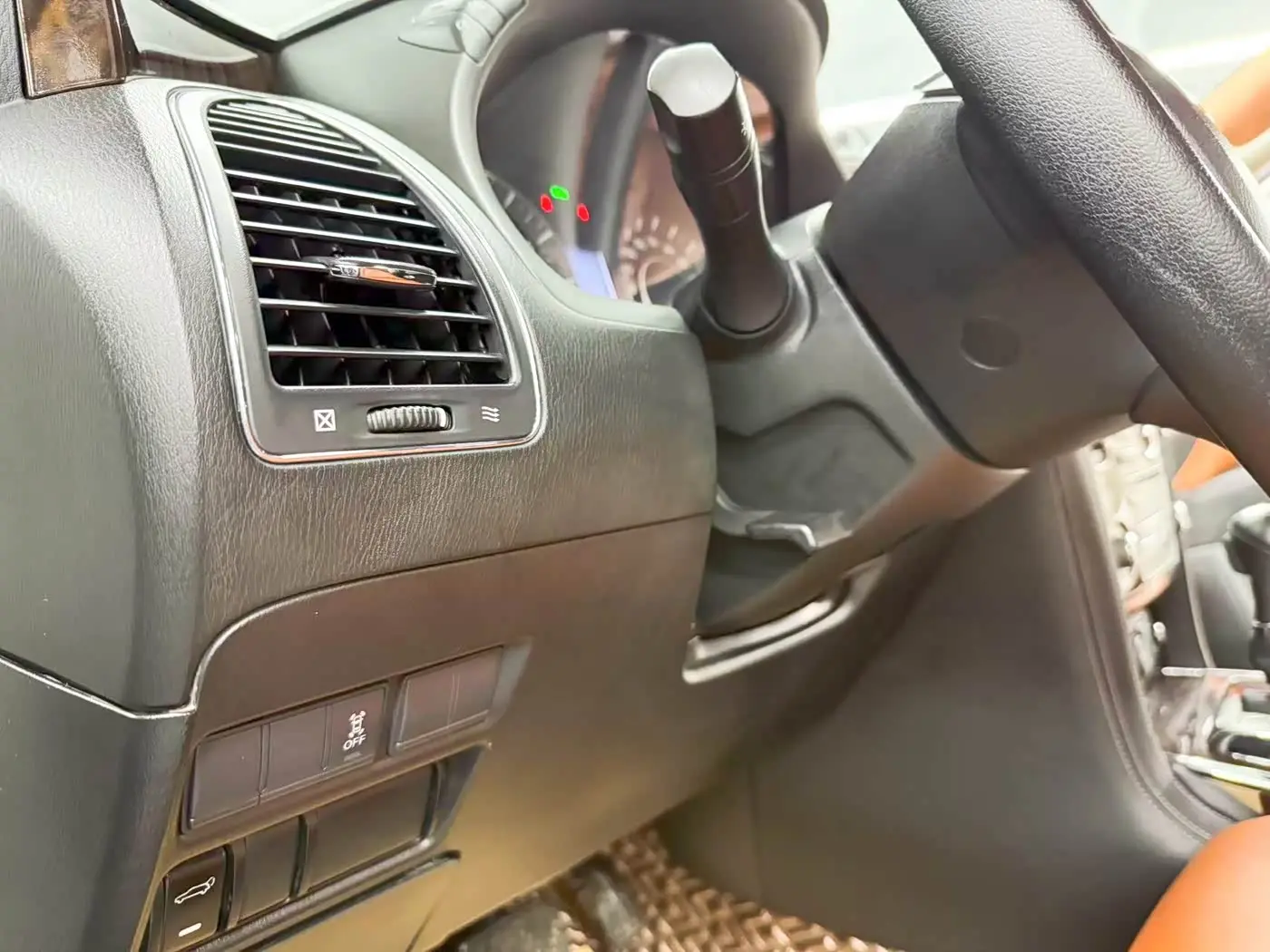 Nissan Patrol 2019 — Photo 11/20
