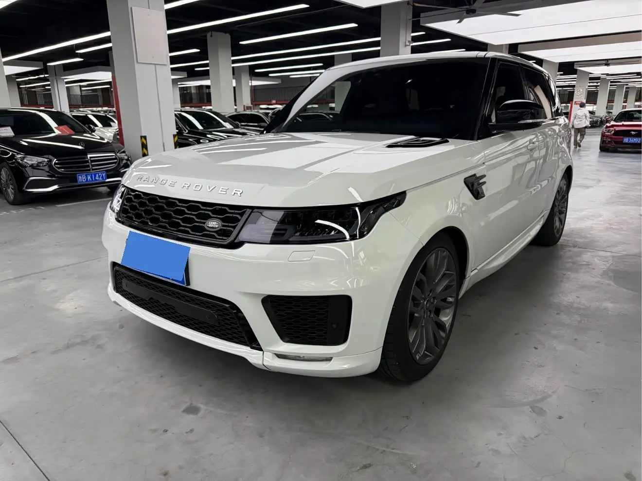 Land Rover Range Rover Sport 2017 — Фото 1/14