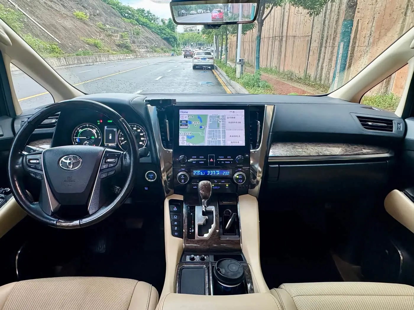 Toyota Alphard 2020 — Şəkil 8/13