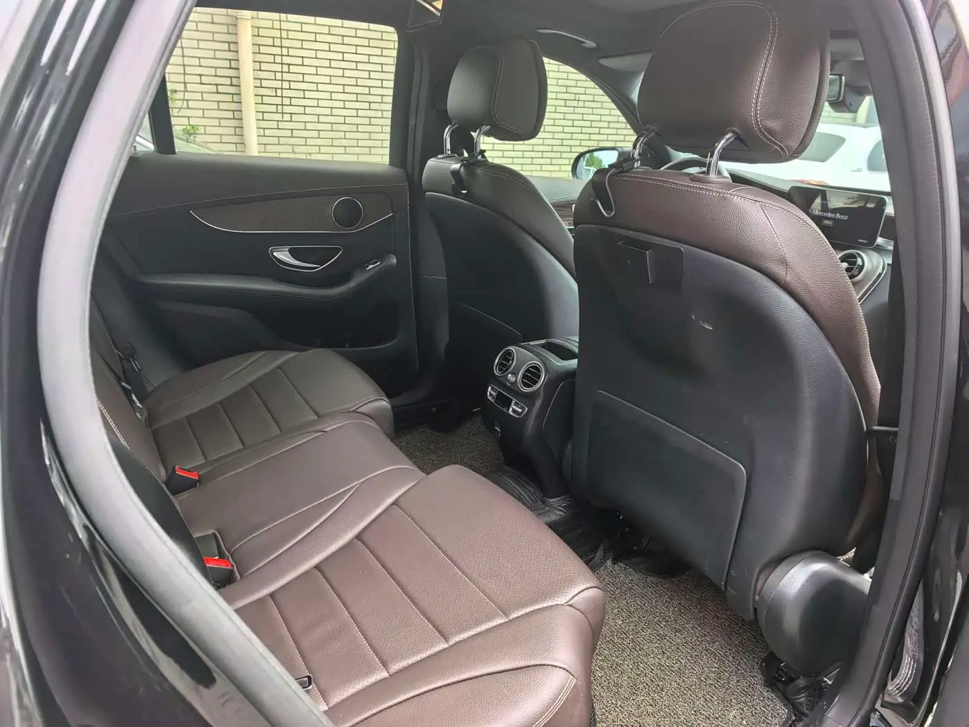 Mercedes-Benz GLC 2020 — ფოტო 8/10