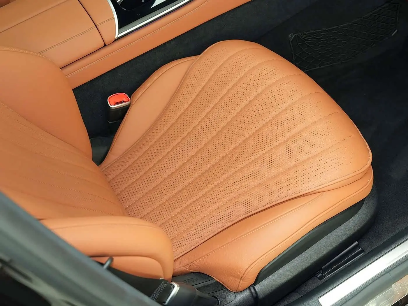 Mercedes-Benz S-Class 2023 — Photo 14/18