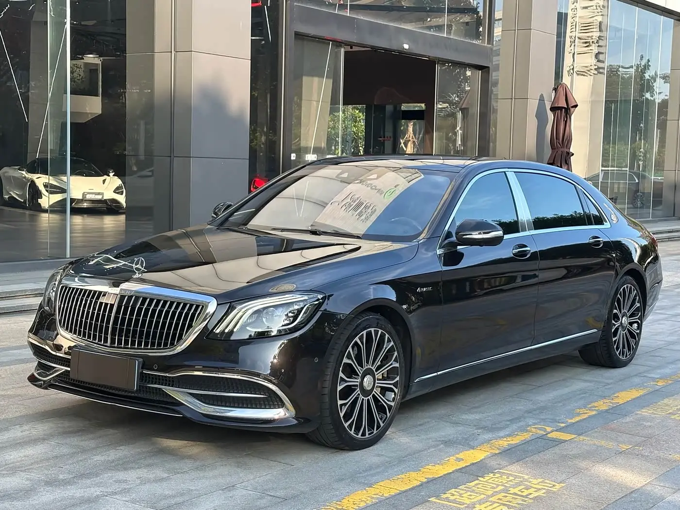Mercedes-Benz Maybach S-Class 2020 — Photo 1/16