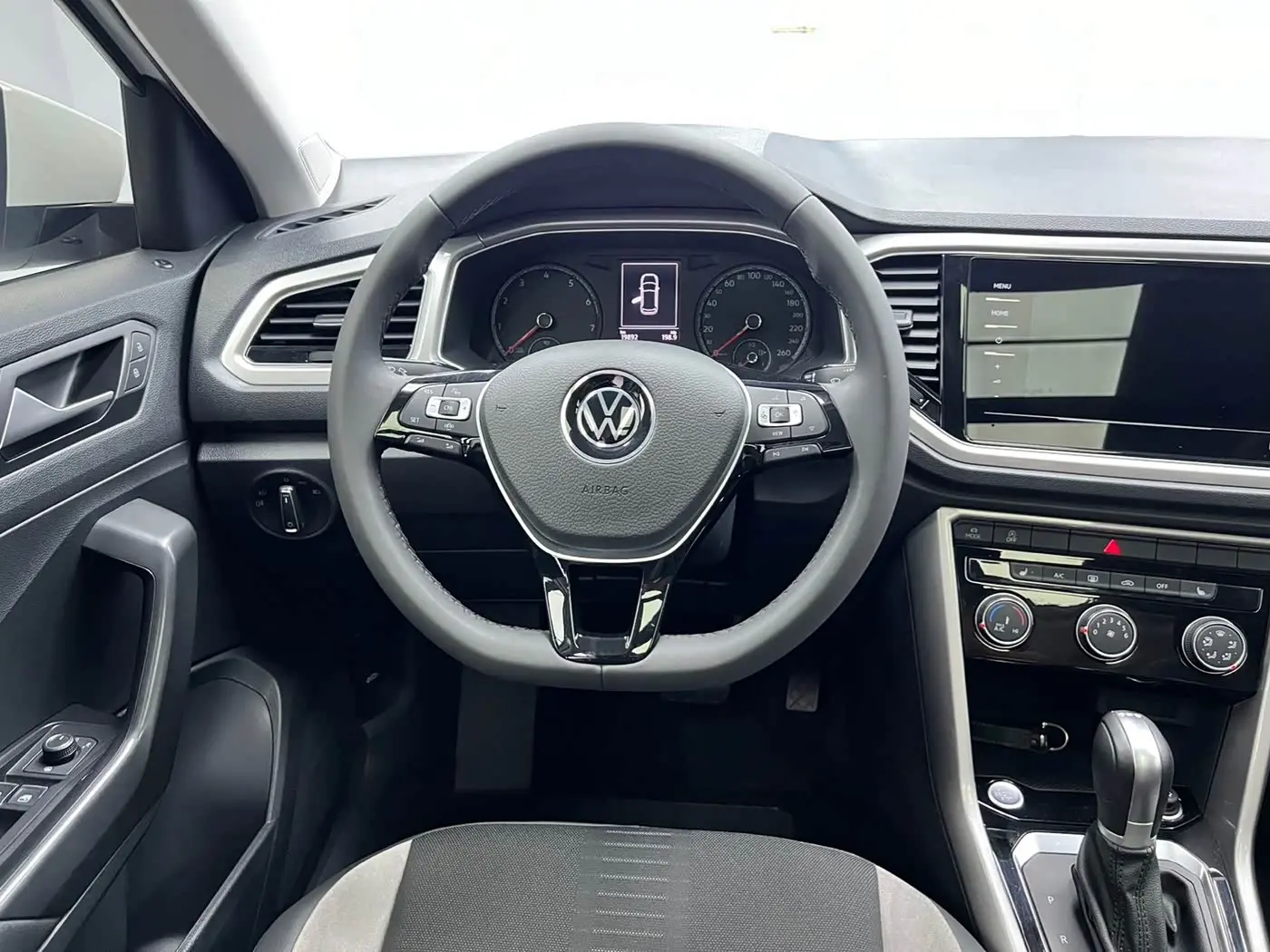 Volkswagen T-ROC 2022 — Photo 10/20