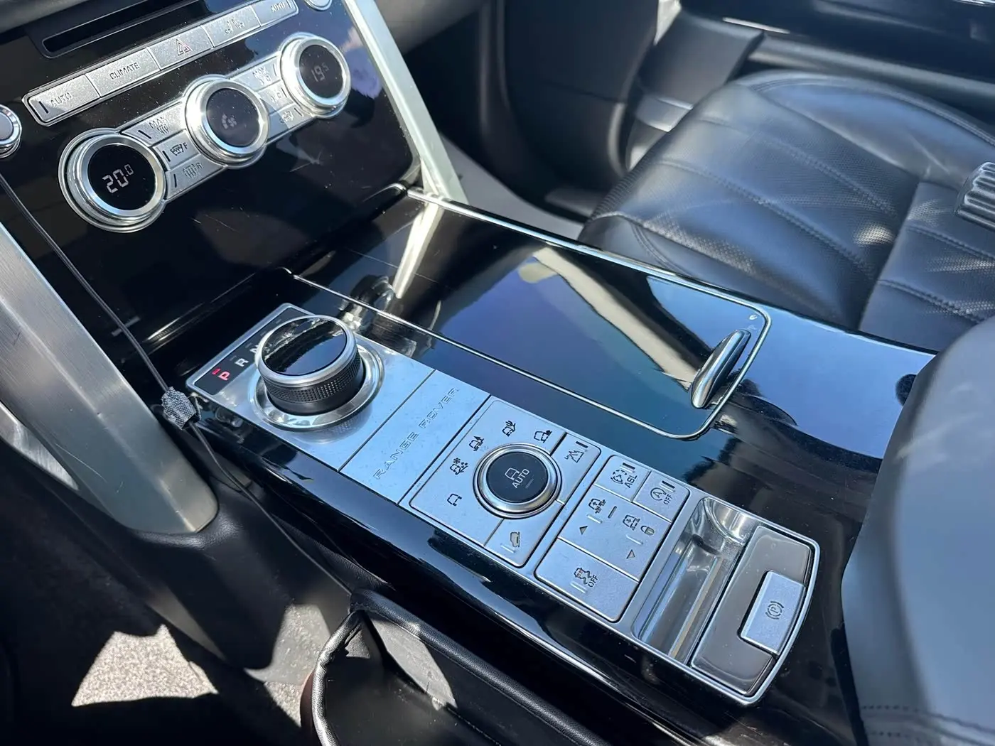 Land Rover Range Rover 2016 — Photo 13/15