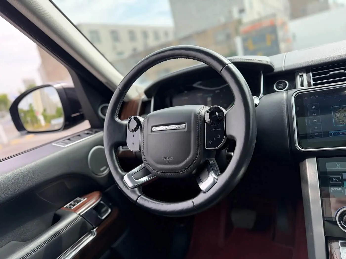 Land Rover Range Rover 2013 — Photo 9/10