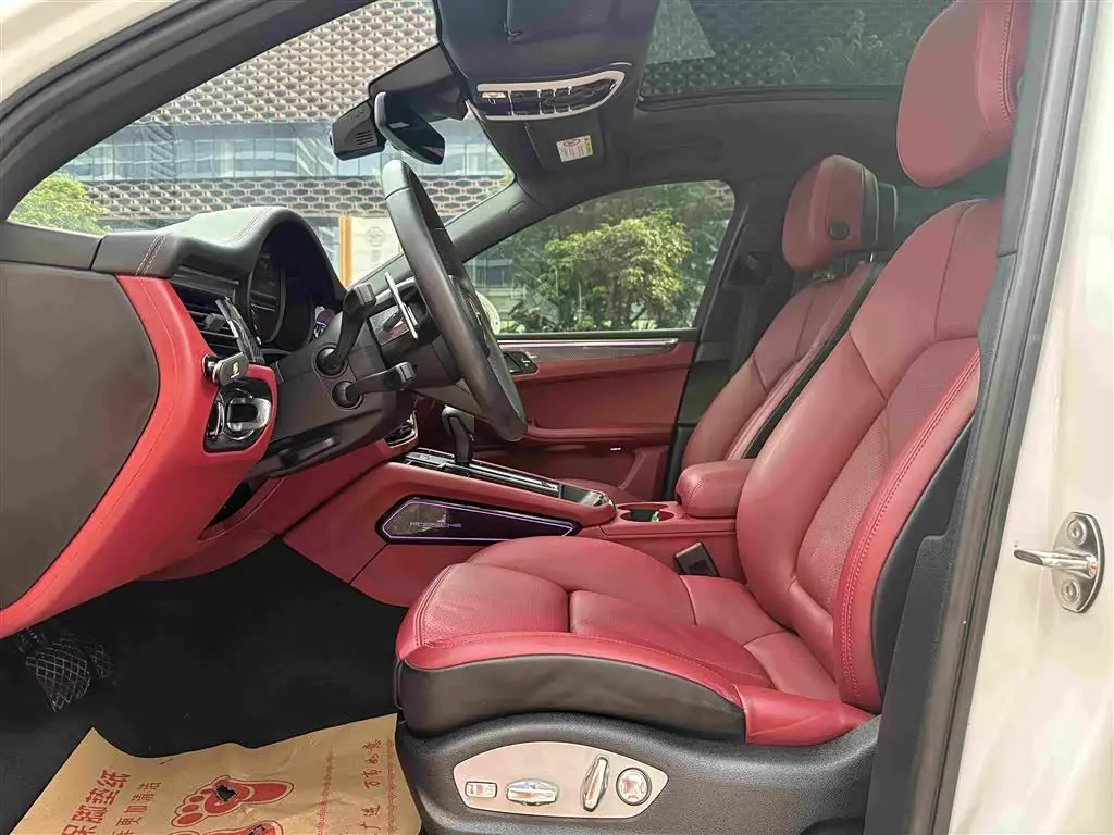 Porsche Macan 2022 — Photo 4/20