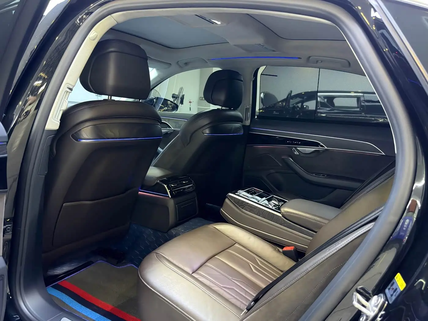 Audi A8 2020 — Şəkil 7/18