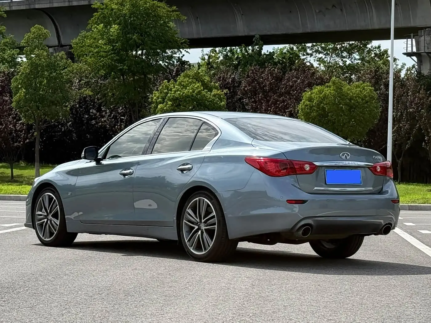 Infiniti Q50 2015 — Фото 4/18