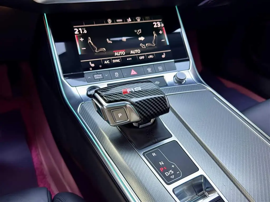 Audi A7 2021 — Photo 16/17