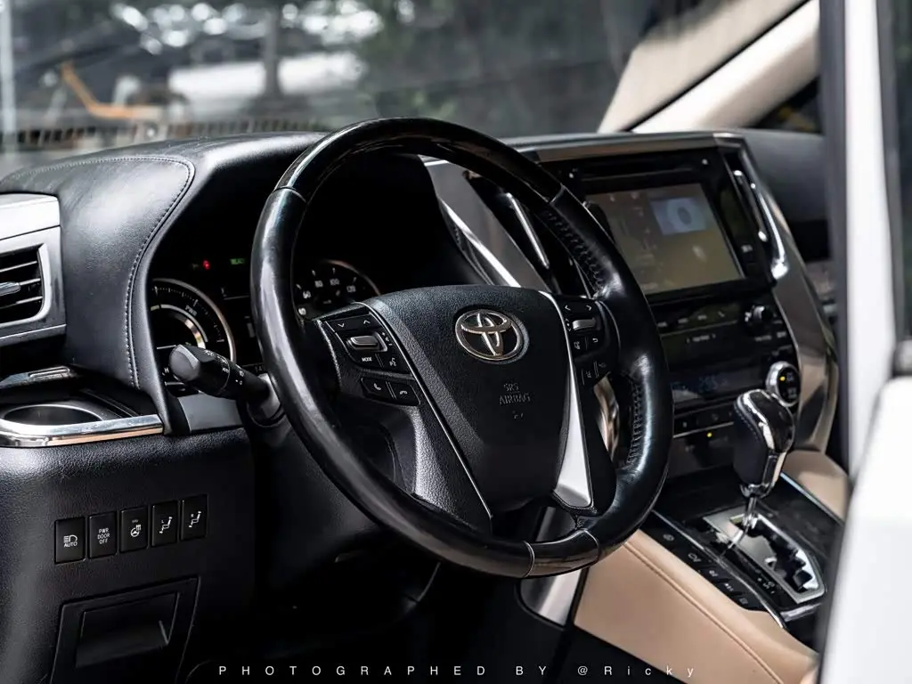 Toyota Alphard 2020 — Фото 5/18