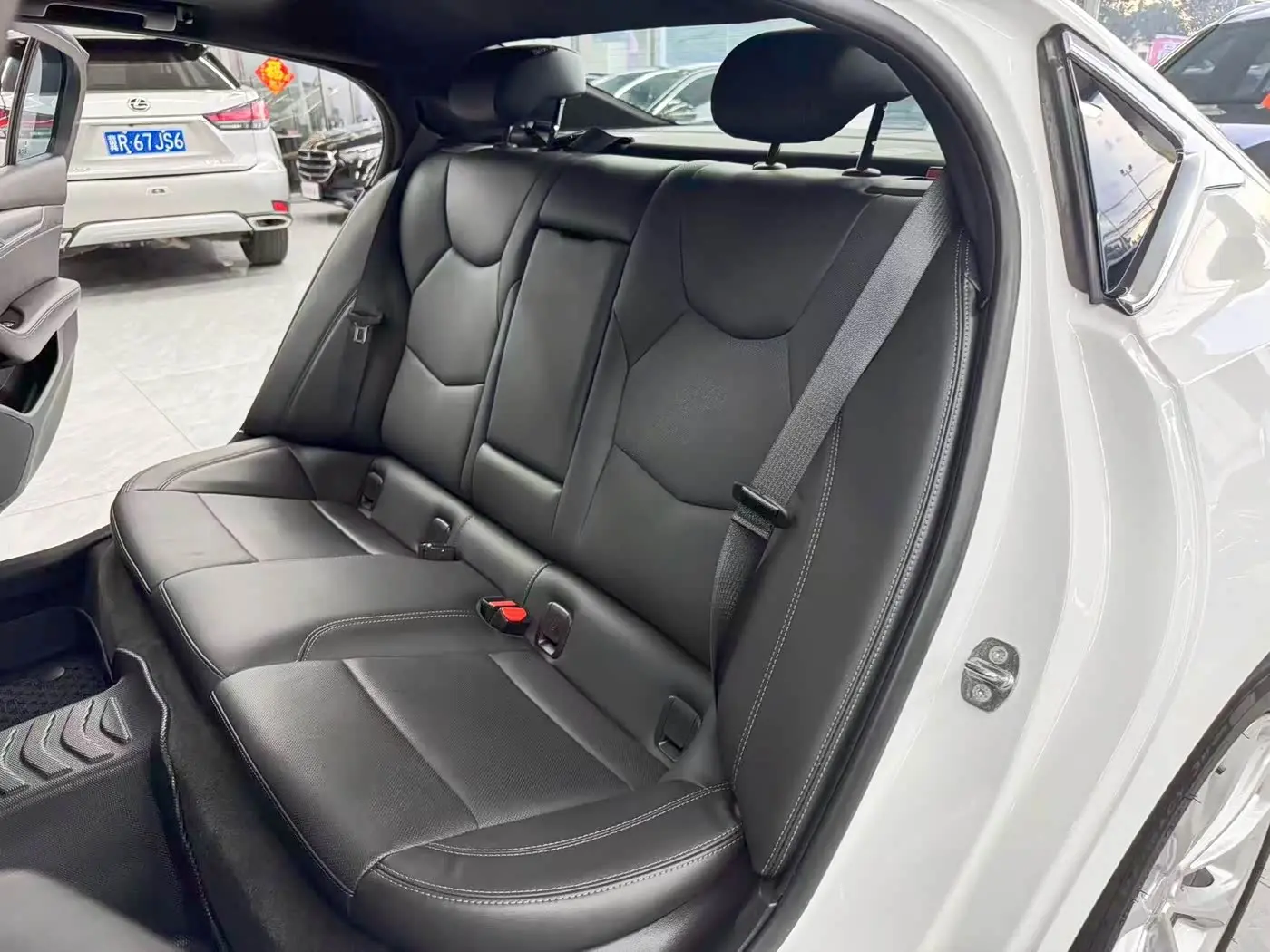 Cadillac CT5 2023 — Фото 13/20