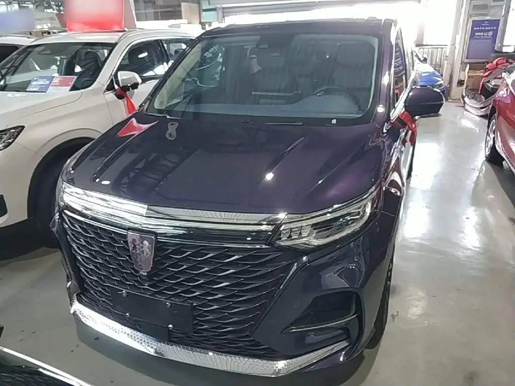 Roewe iMAX8 2022 — Фото 3/20