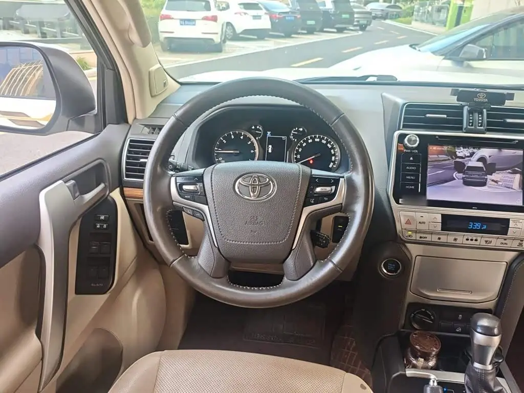 Toyota Prado 2018 — Şəkil 11/20