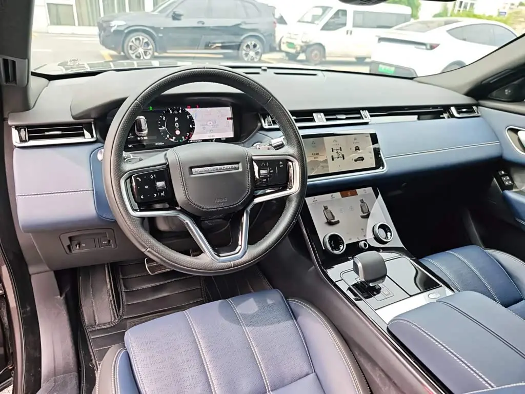Land Rover Range Rover Velar 2023 — Şəkil 12/20