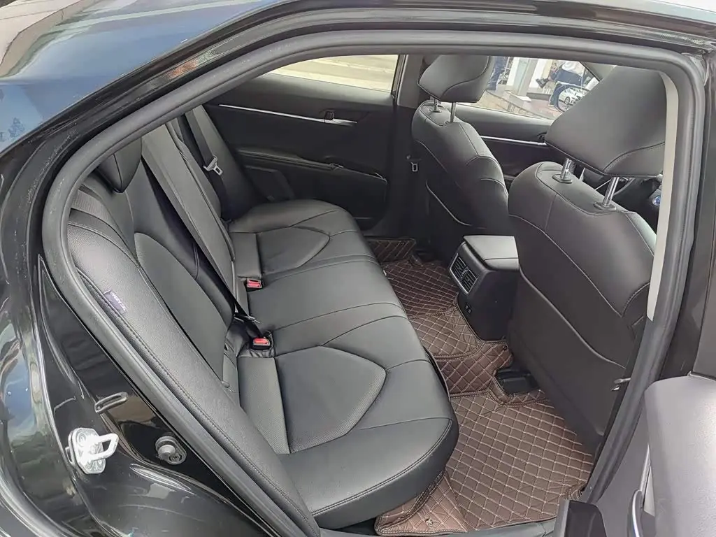 Toyota Camry 2022 — Фото 11/11
