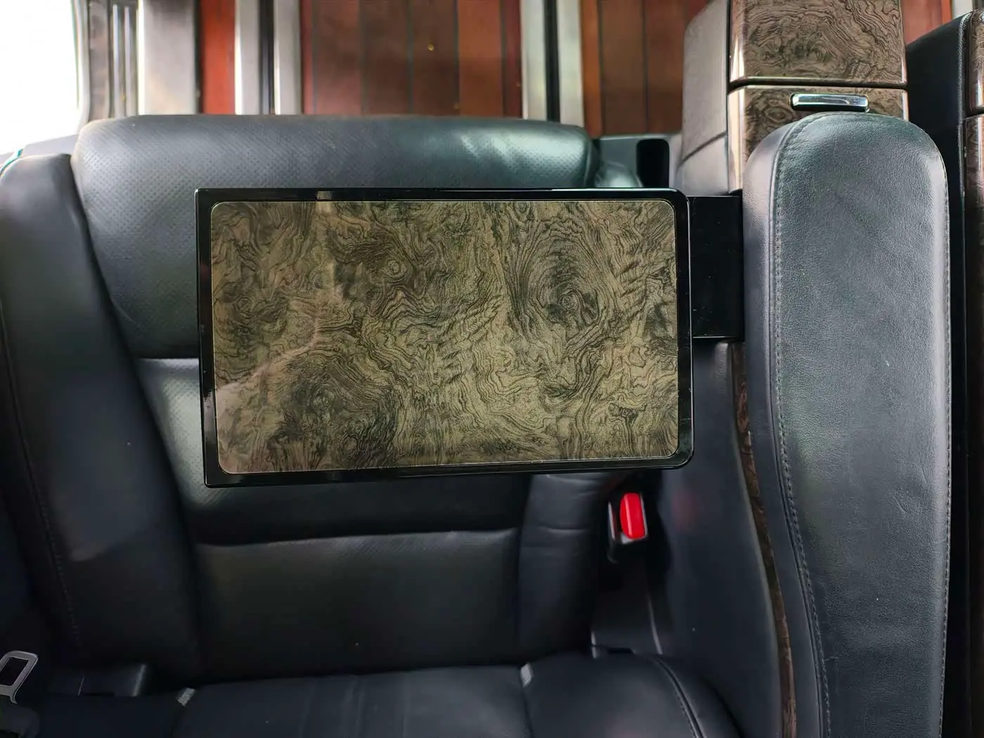 Toyota Alphard 2018 — ფოტო 17/20