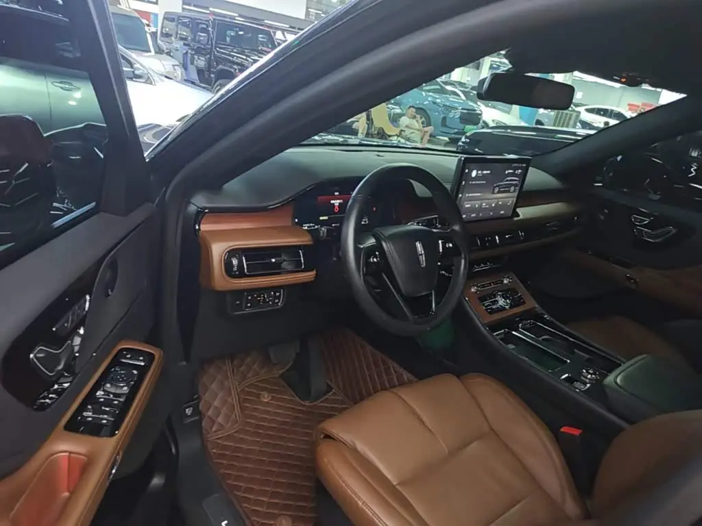 Lincoln Aviator 2020 — Şəkil 16/20