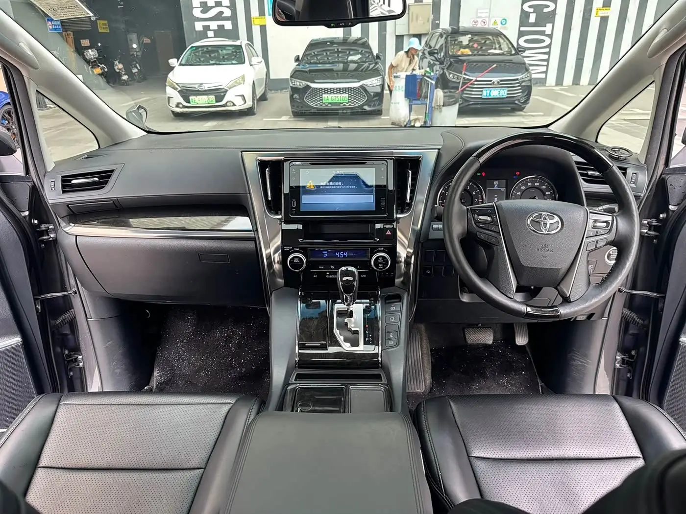 Toyota Alphard 2015 — Şəkil 6/20