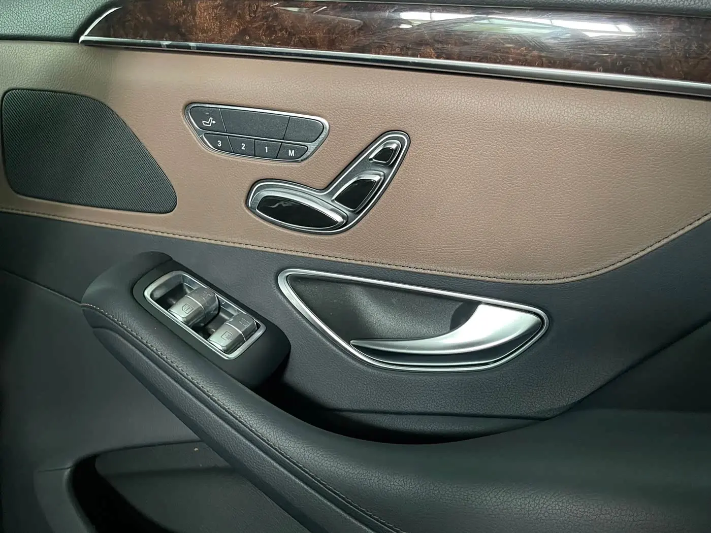 Mercedes-Benz S-Class 2018 — Photo 18/20