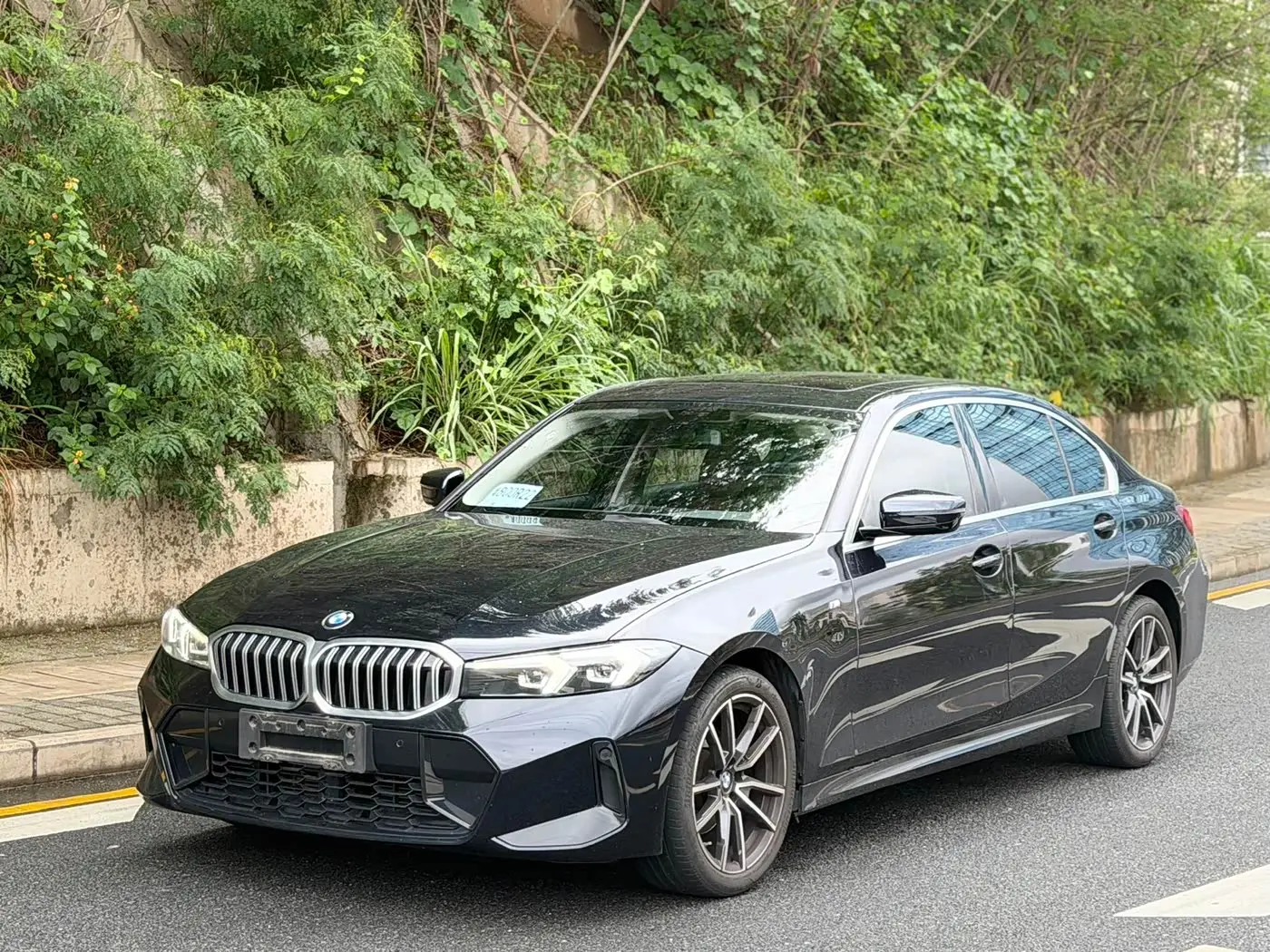 BMW 3 Series 2023 — Фото 1/15