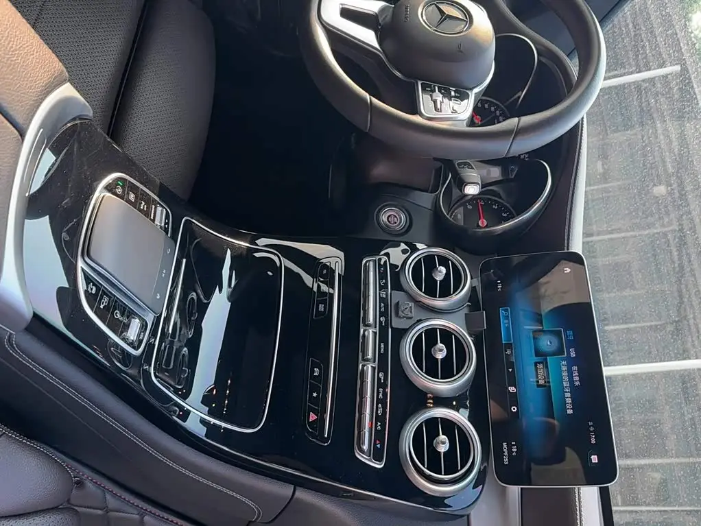 Mercedes-Benz GLC 2020 — Şəkil 15/18