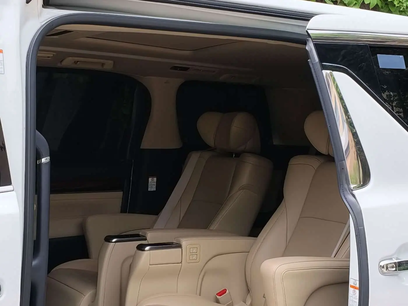 Toyota Alphard 2016 — Фото 3/11