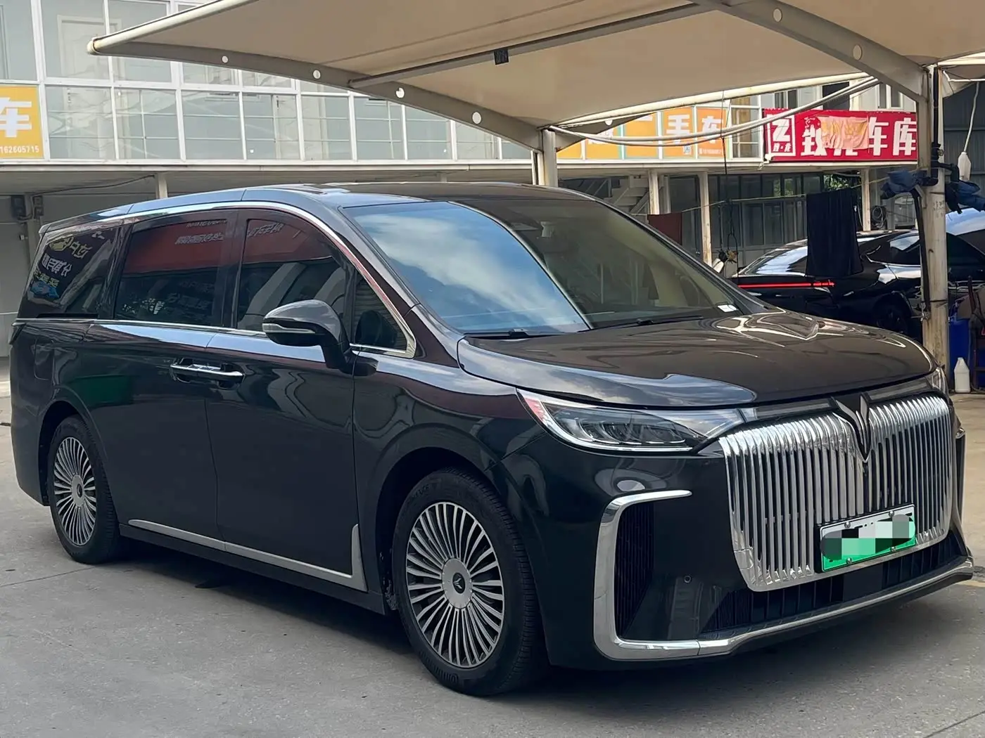 Voyah Auto Voyah Dreamer 2024 — Photo 3/10