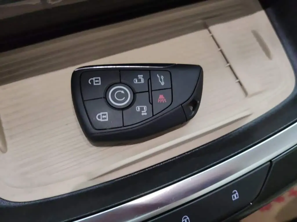 Buick GL8 New Energy 2025 — Şəkil 9/20