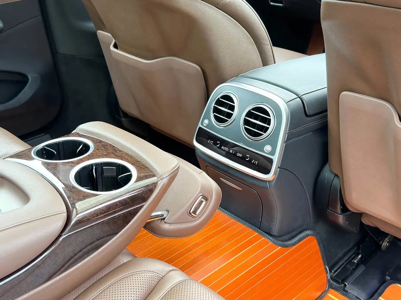 Mercedes-Benz S-Class 2018 — ფოტო 13/20