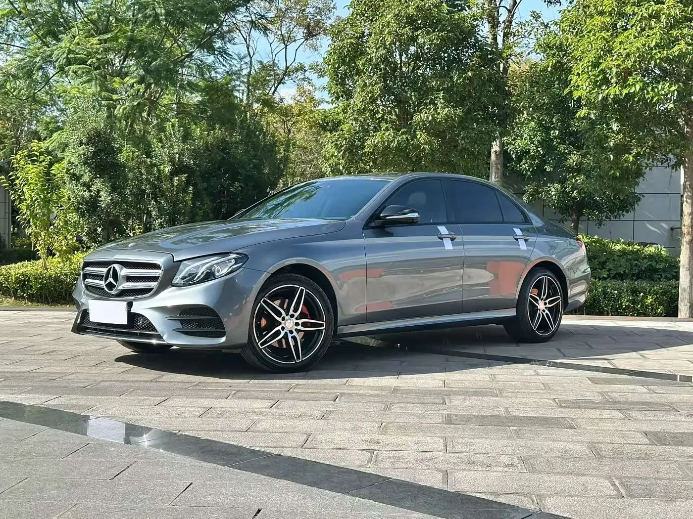 Mercedes-Benz E-Class 2017 — Фото 3/19