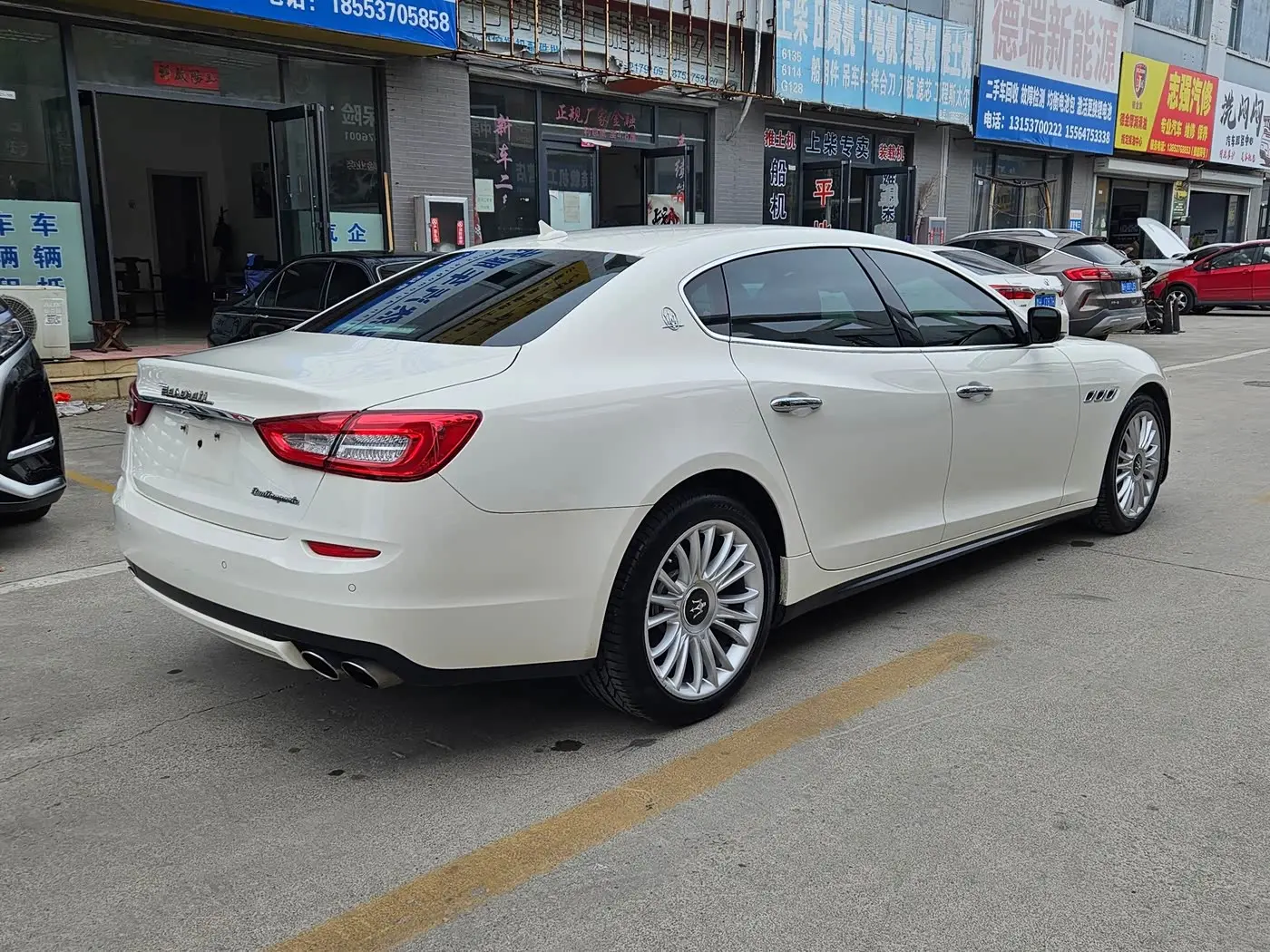 Maserati Quattroporte 2016 — Şəkil 8/9