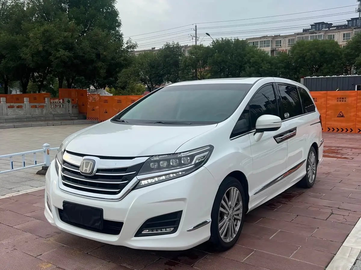 Honda Elysion 2019 — Şəkil 1/9