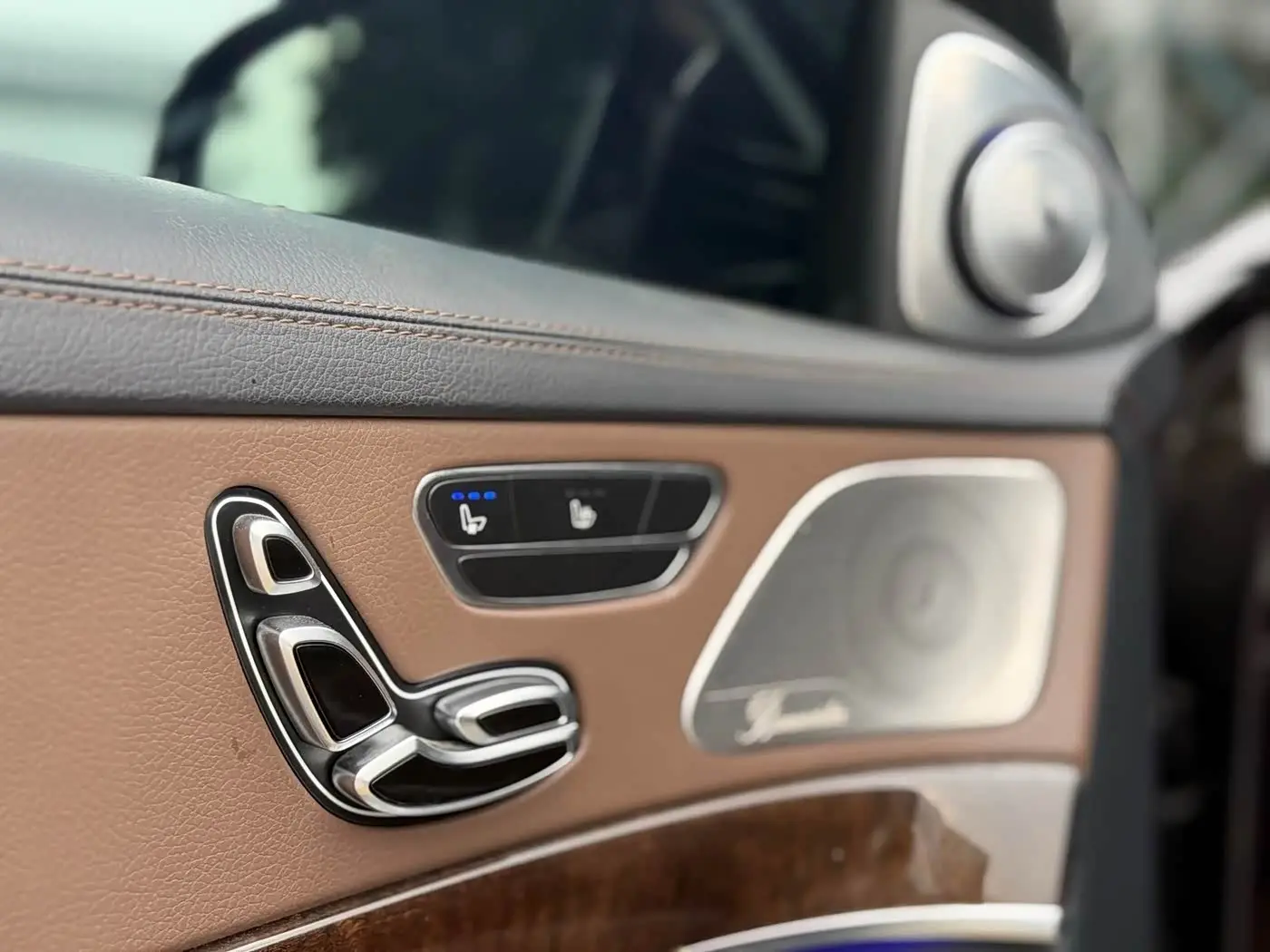 Mercedes-Benz S-Class 2018 — Photo 17/17