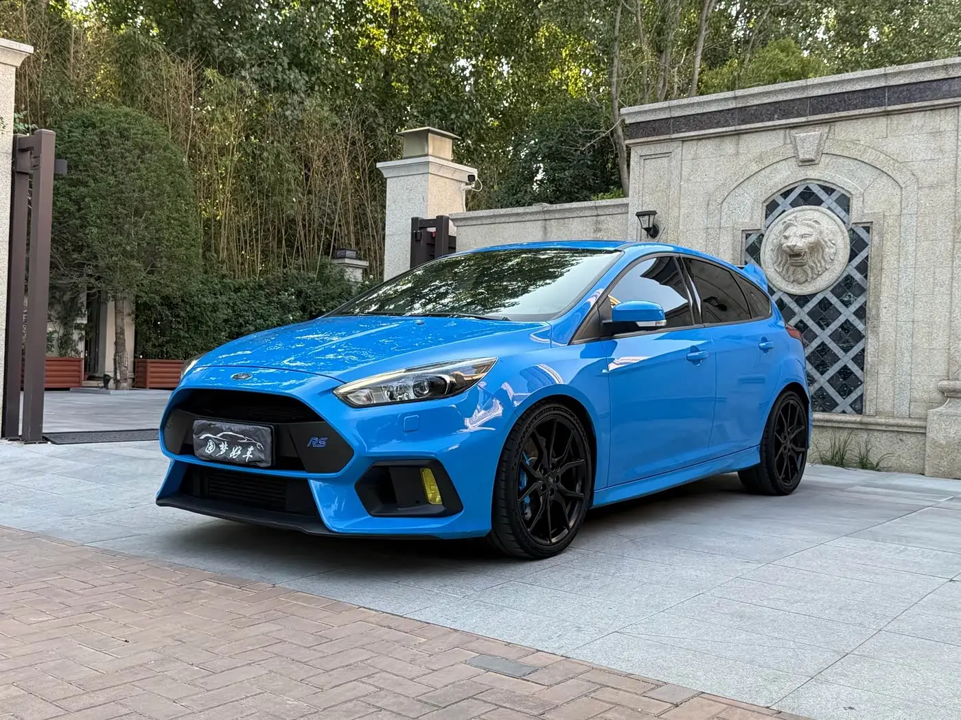 Ford Focus 2016 — Фото 1/13