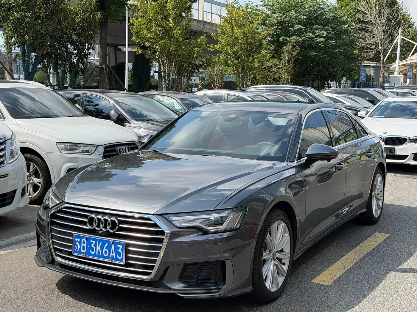 Audi A6L 2020 — Фото 1/7