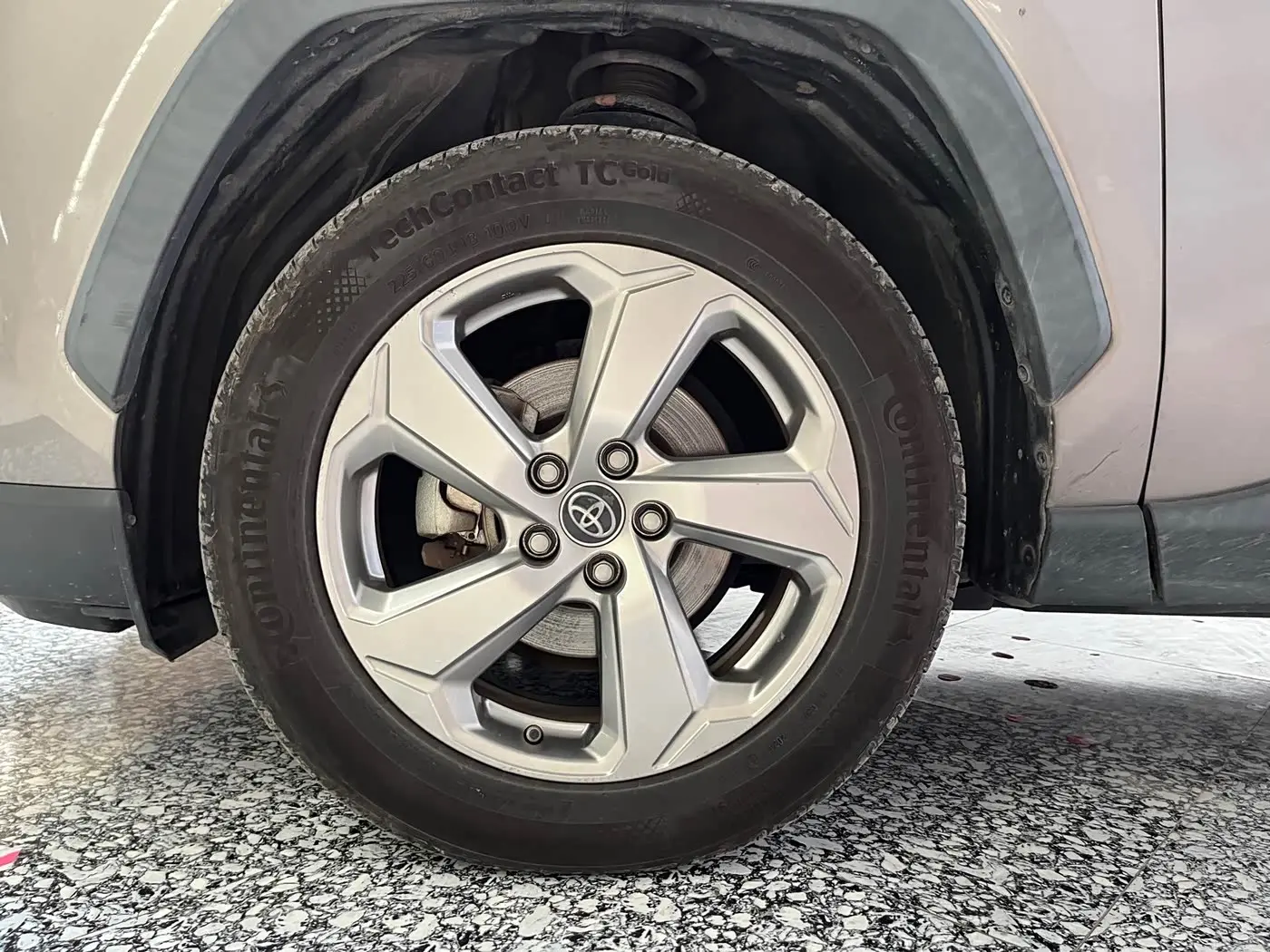 Toyota RAV4 Rongfang 2020 — Photo 15/19