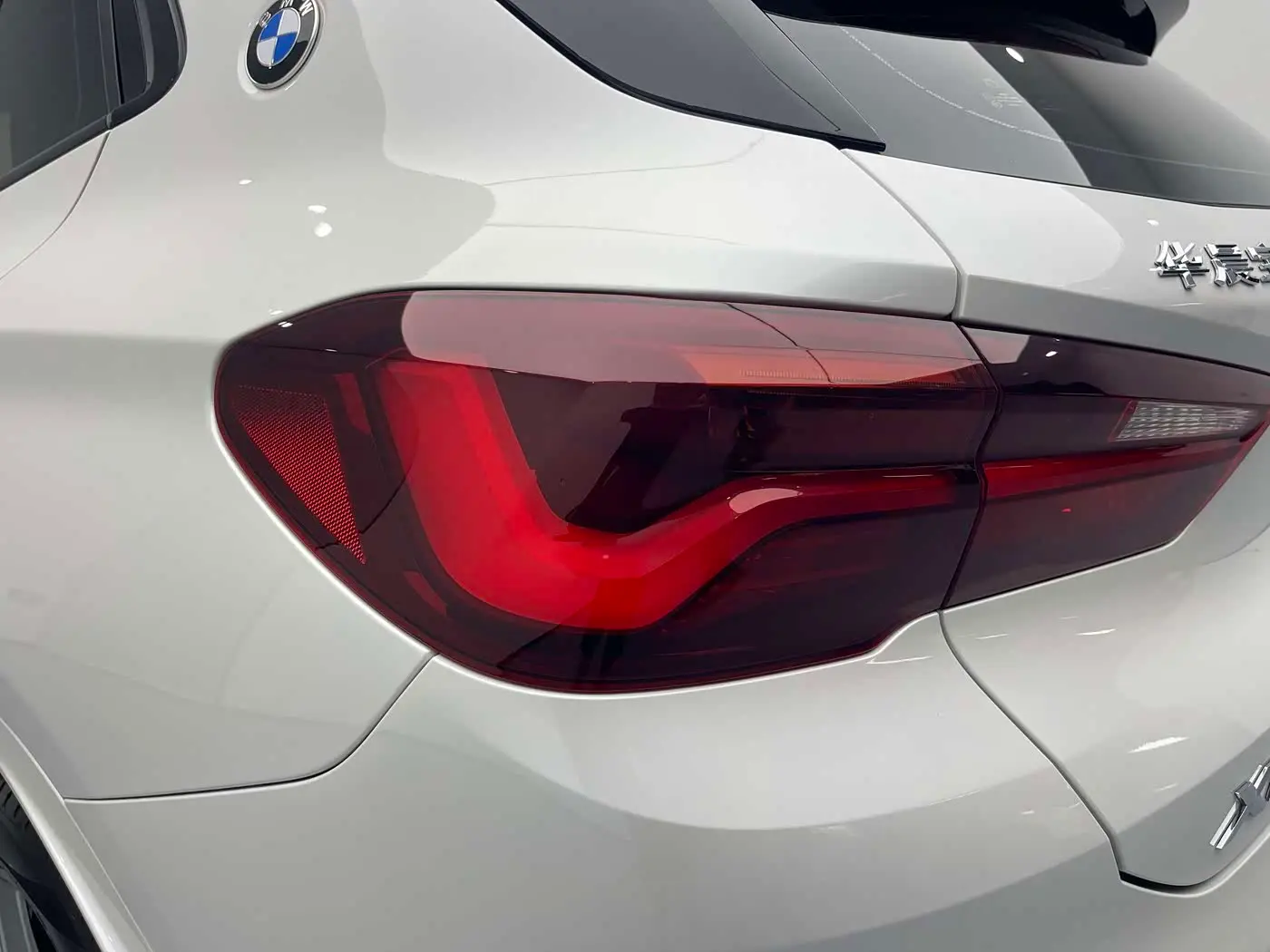 BMW X2 2024 — Фото 19/20