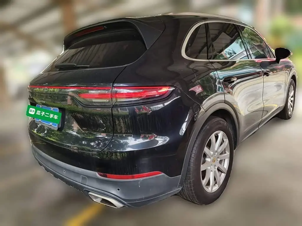 Porsche Cayenne 2020 — Photo 4/16
