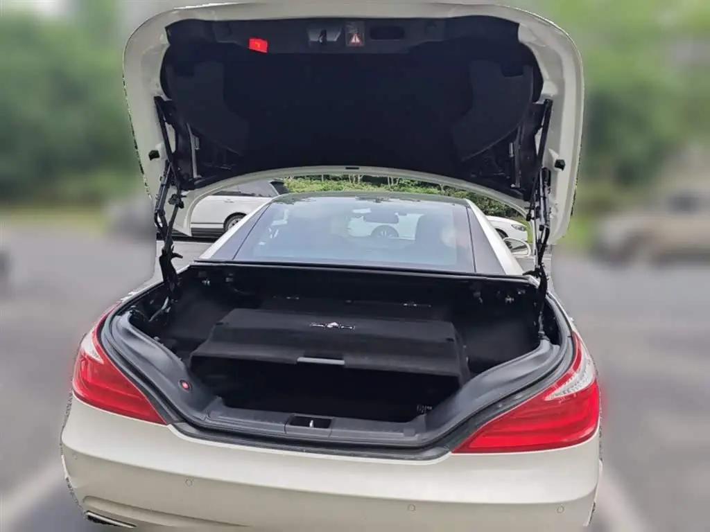 Mercedes-Benz SL-Class 2015 — Photo 10/20