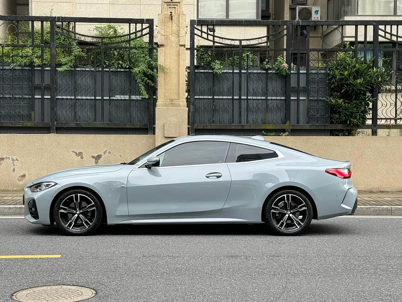 BMW 4 Series 2023 — Photo 2/20