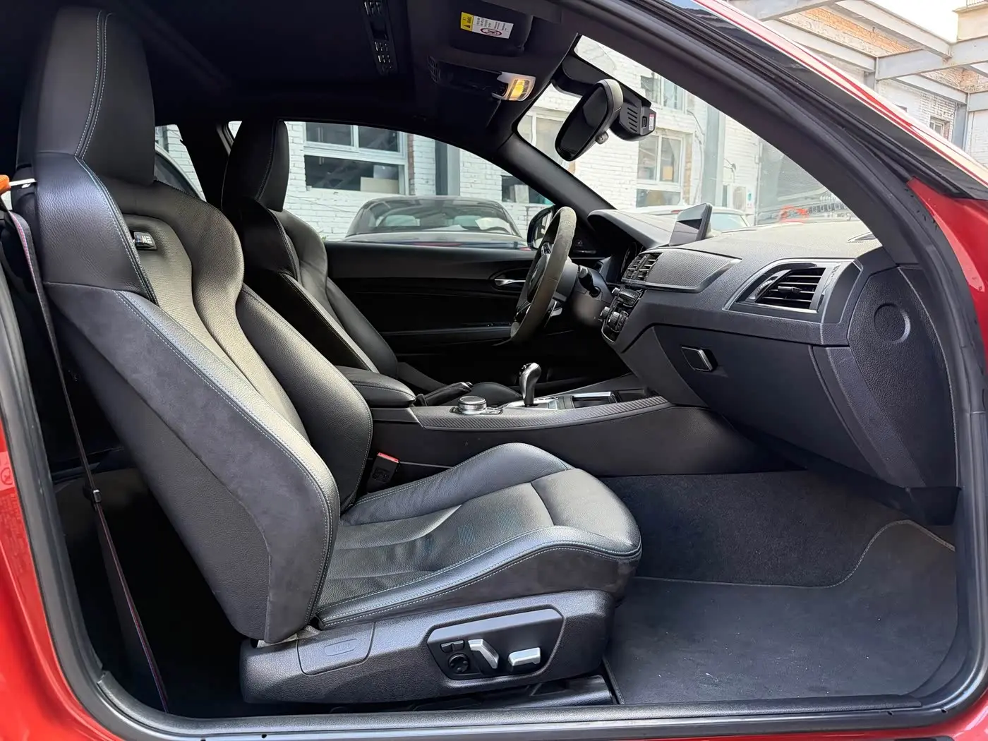 BMW M2 2019 — Photo 12/20