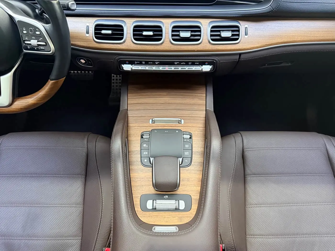 Mercedes-Benz GLS 2023 — Фото 16/20