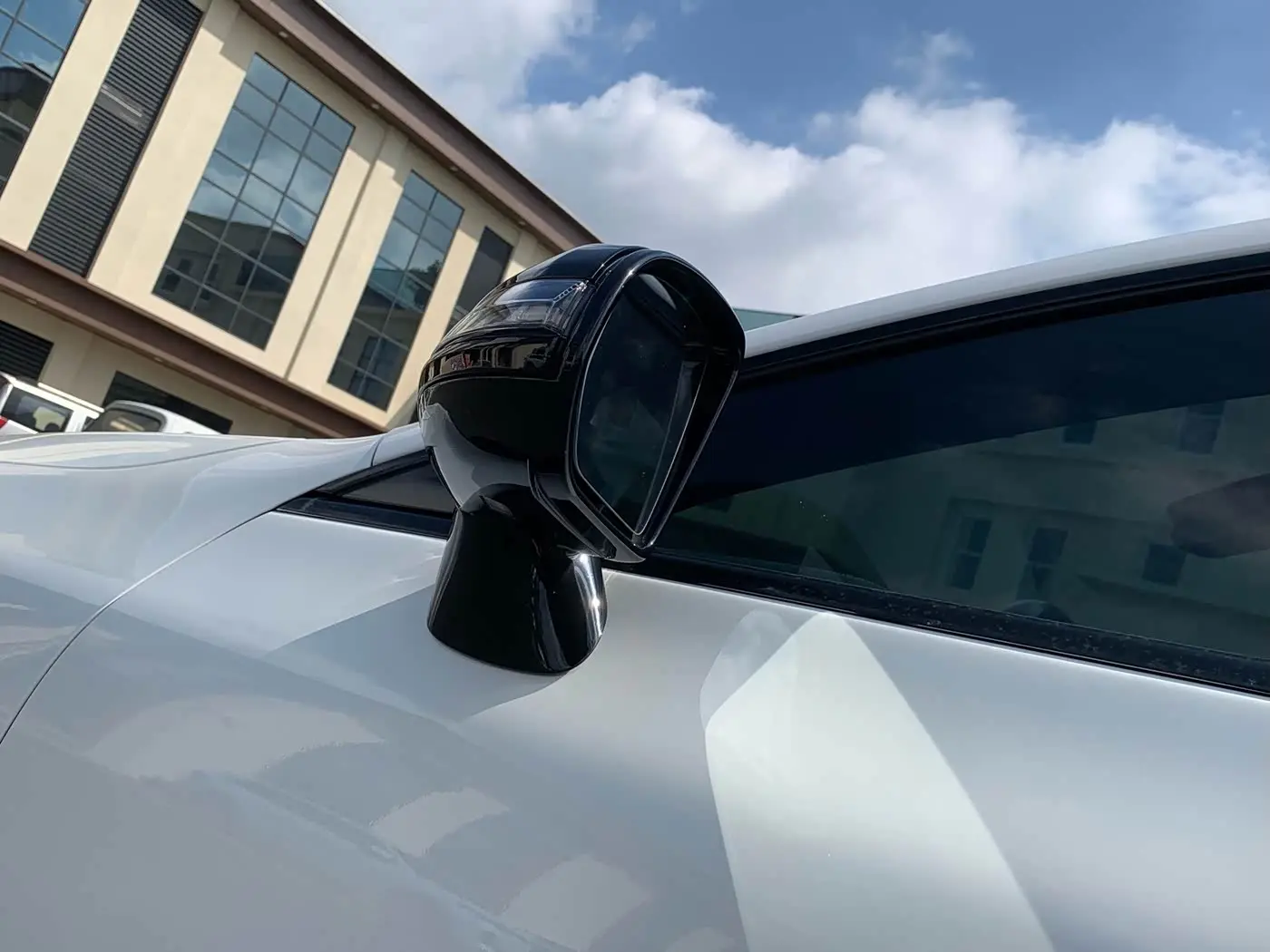 Mercedes-Benz CLS 2020 — Photo 10/20