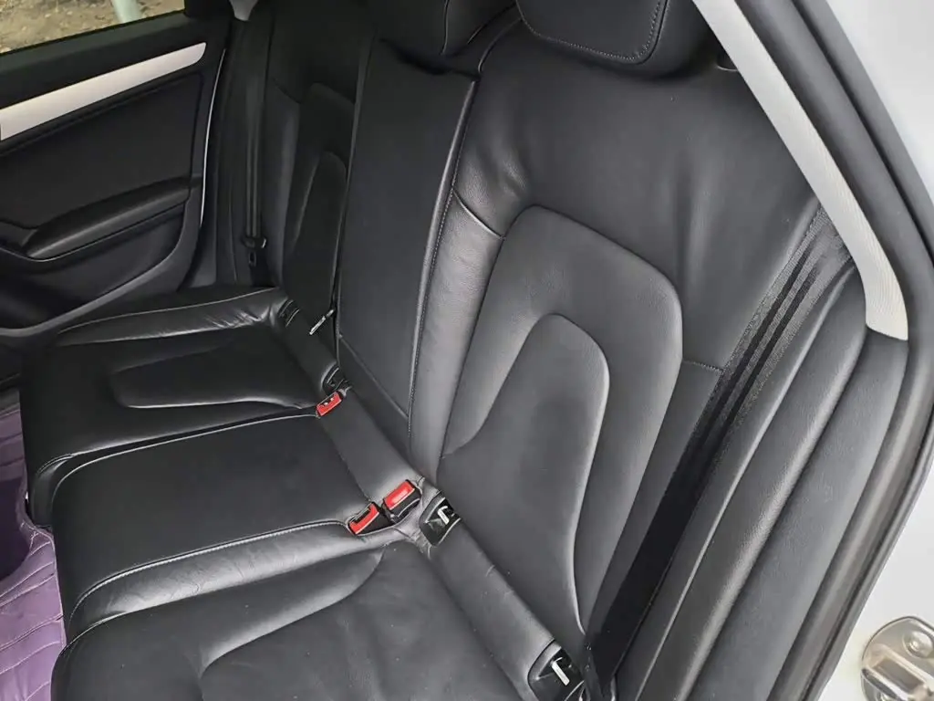 Audi A4L 2015 — Фото 15/20